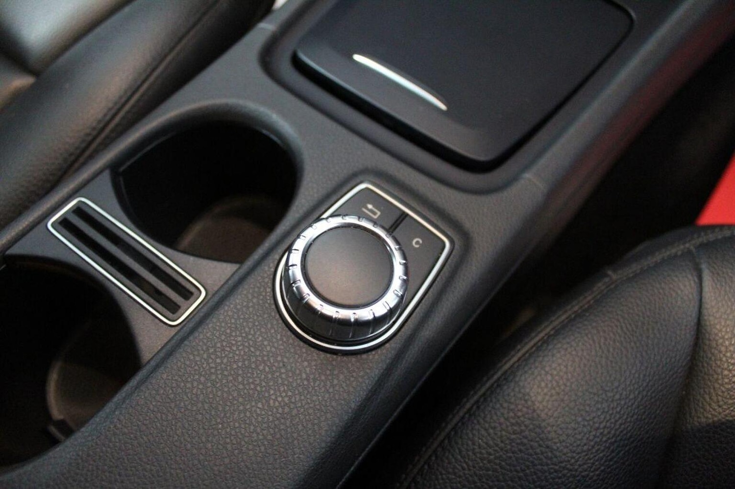 Used Mercedes-Benz GLA 2014 for sale - 75890809: Photo 43