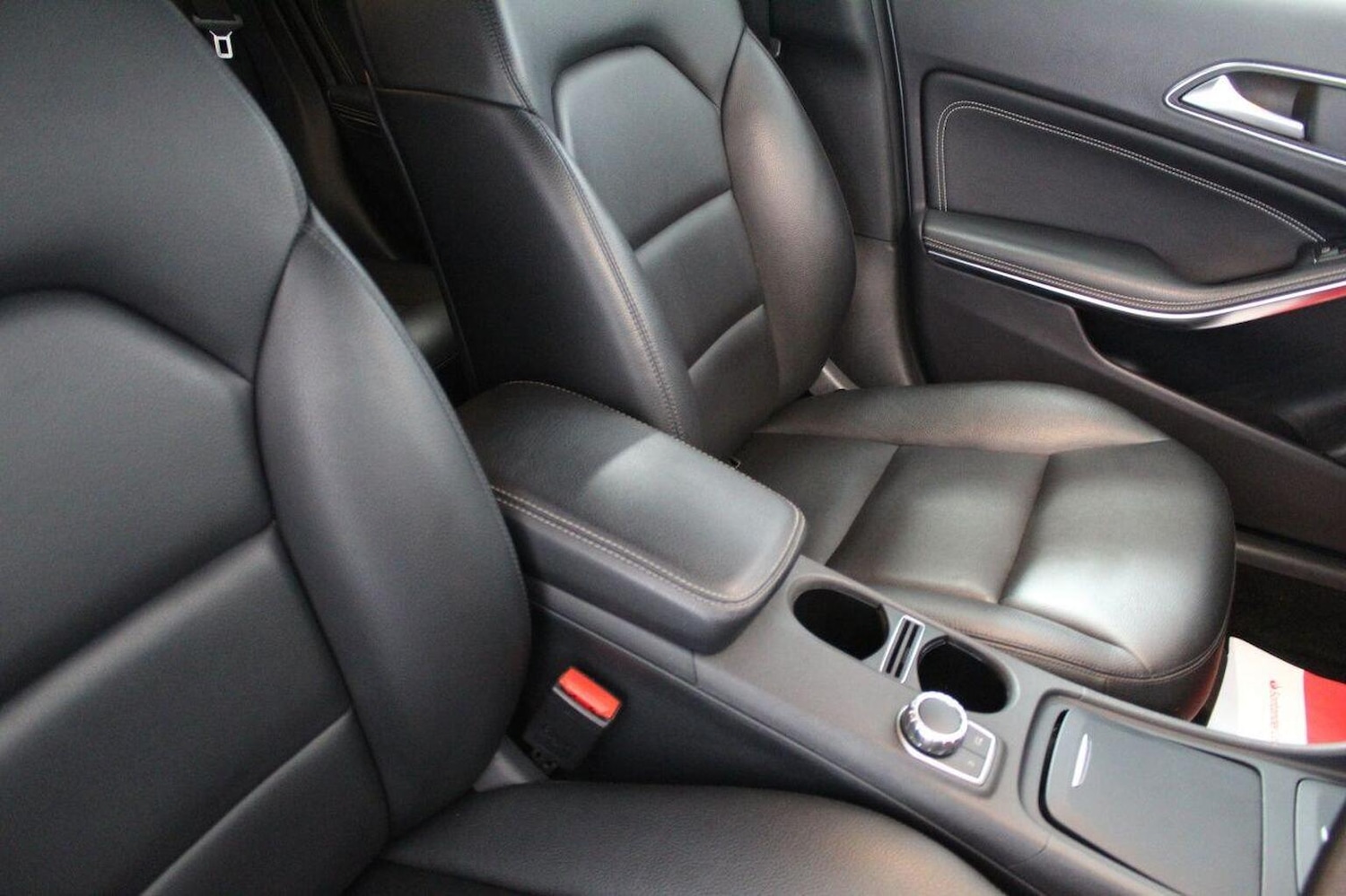 Used Mercedes-Benz GLA 2014 for sale - 75890809: Photo 44