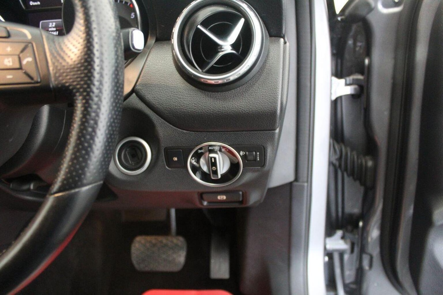 Used Mercedes-Benz GLA 2014 for sale - 75890809: Photo 49