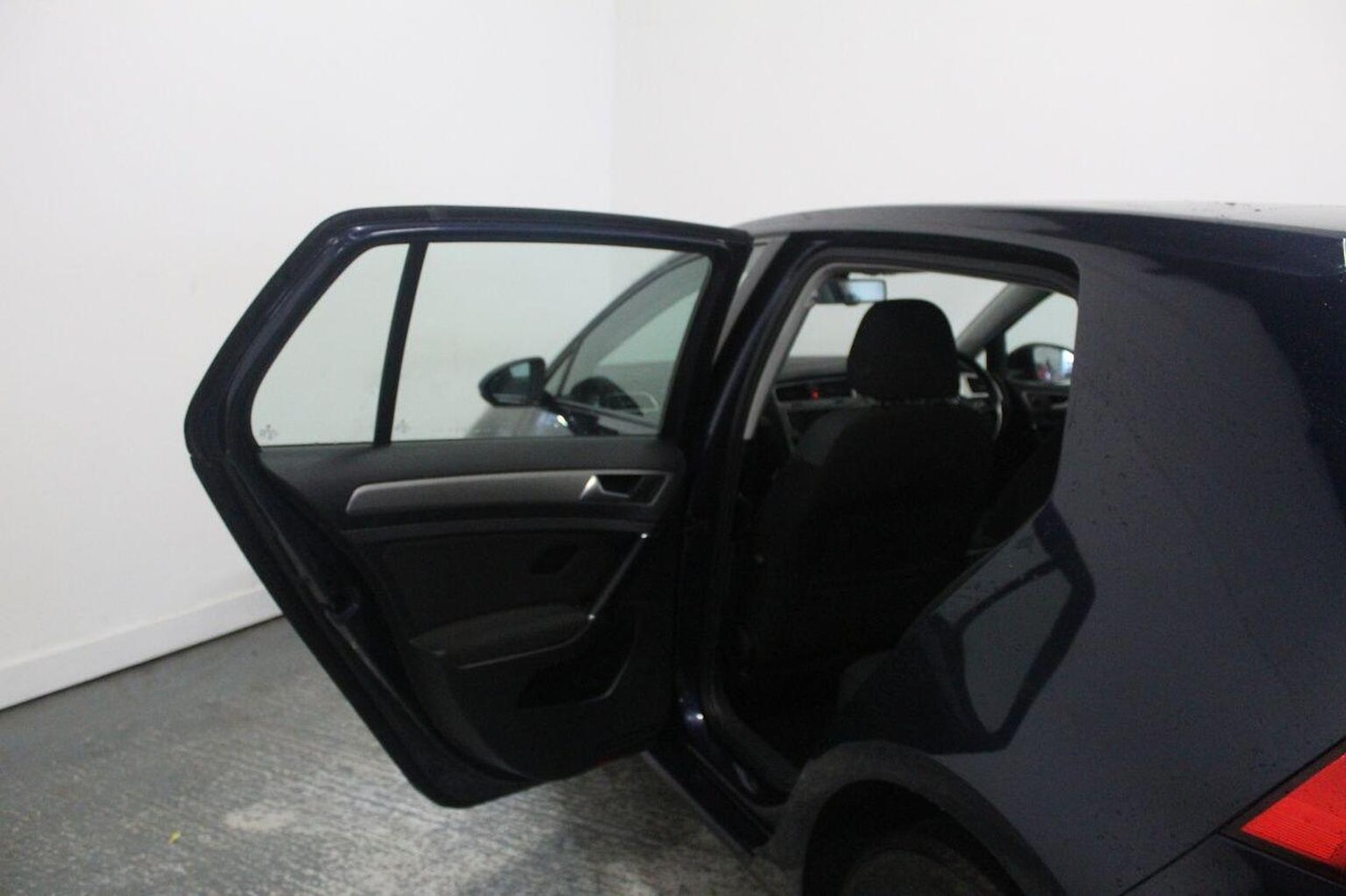 Used Volkswagen Golf 2015 for sale - 77548251: Photo 28