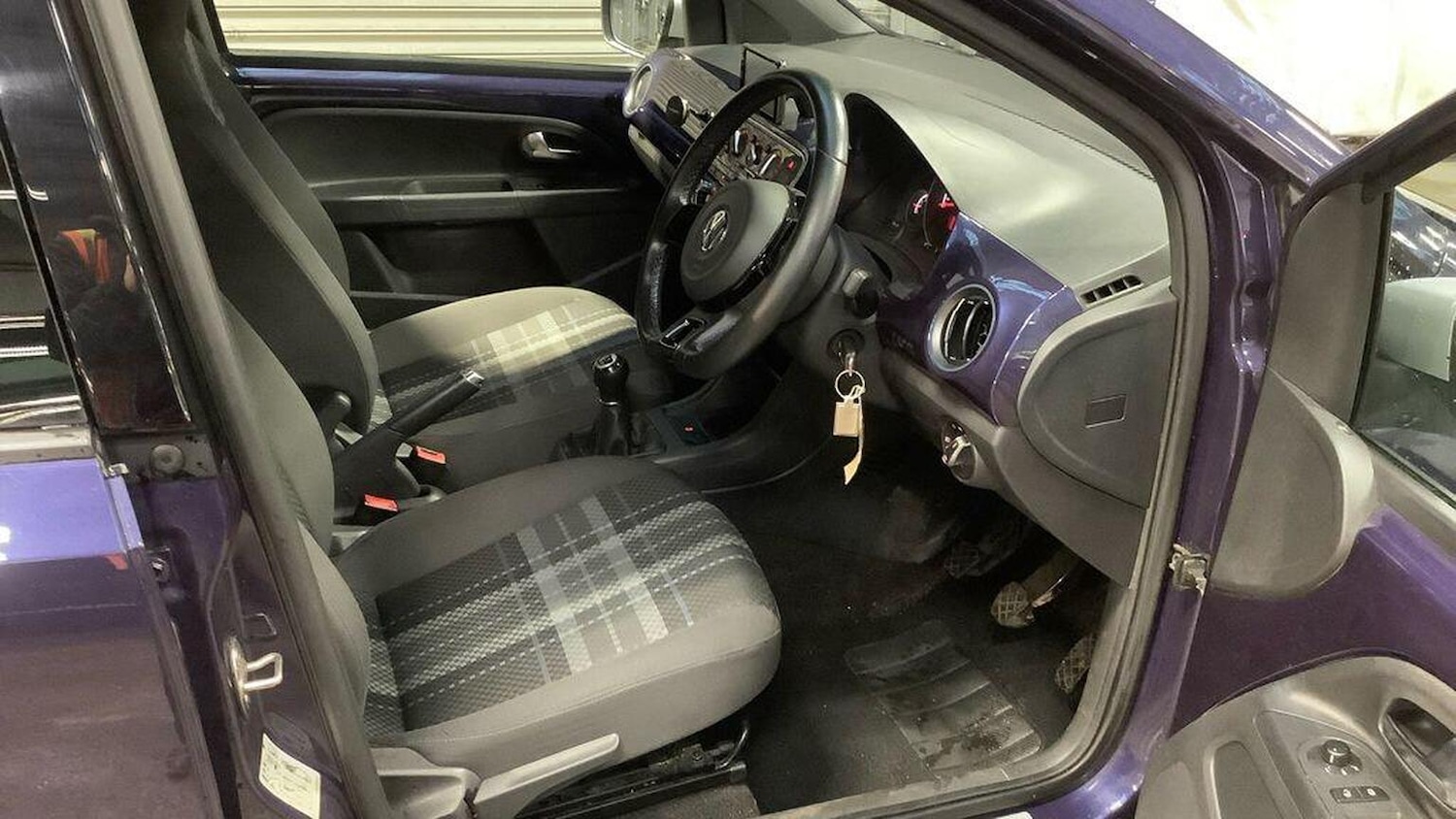 Used Volkswagen up! 2015 for sale - 77399995: Photo 15