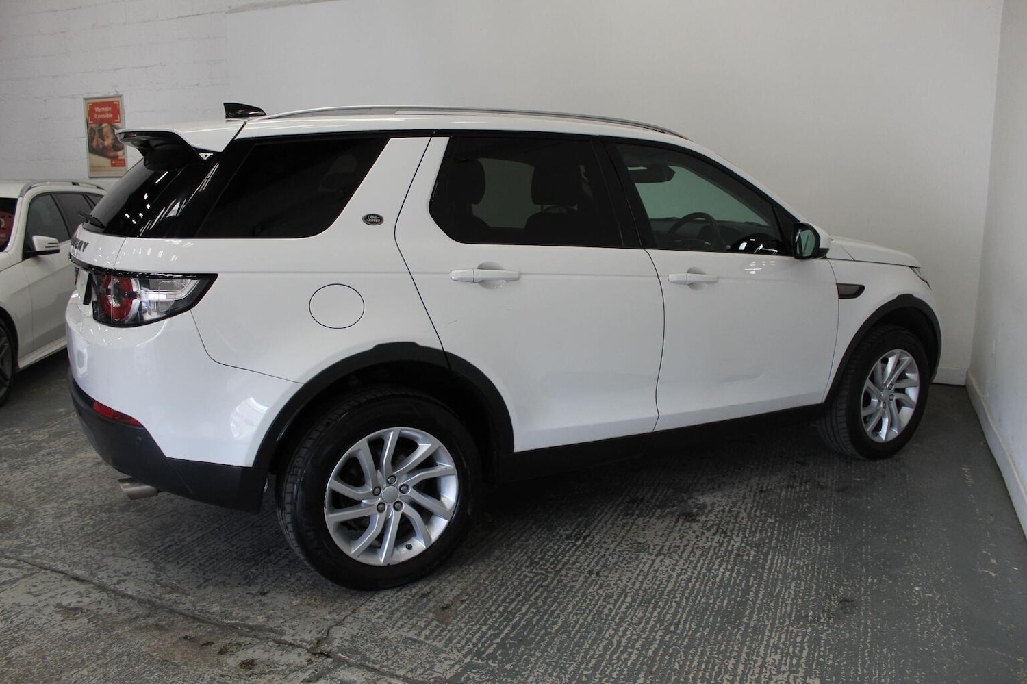 Used Land Rover Discovery Sport 2016 for sale - 77937783: Photo 11
