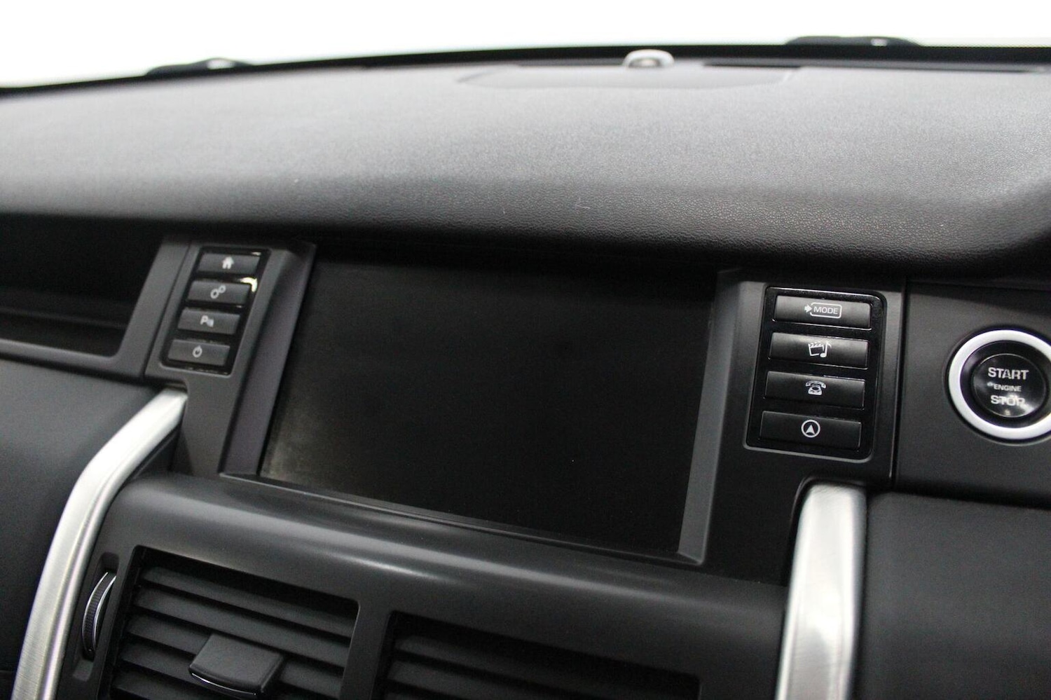 Used Land Rover Discovery Sport 2016 for sale - 77937783: Photo 42