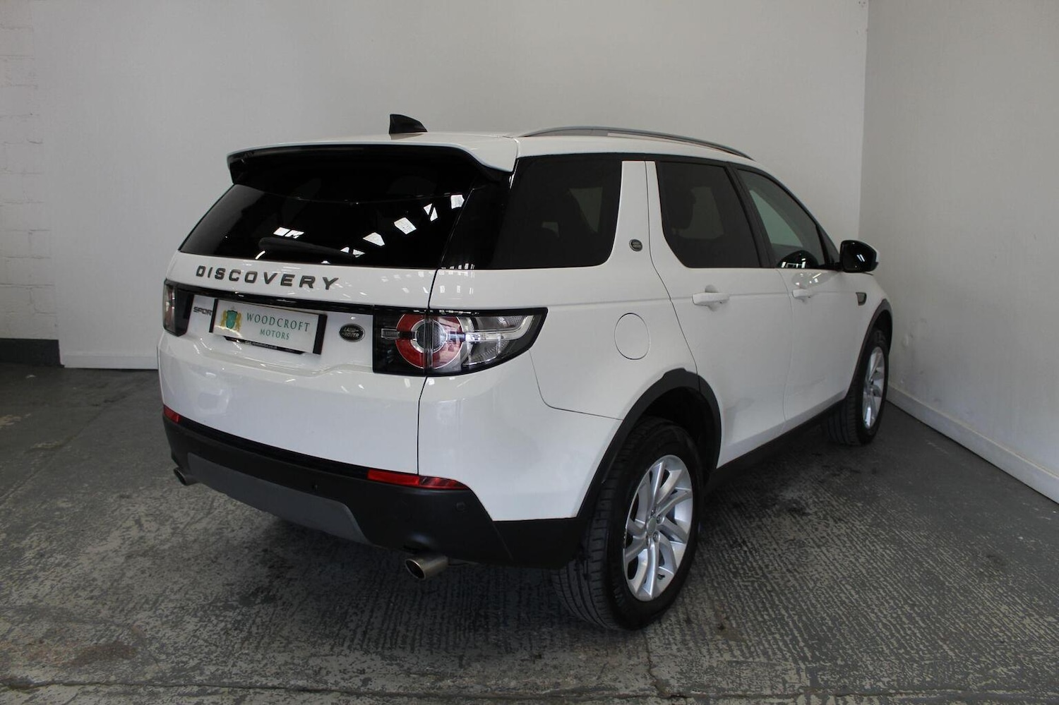 Used Land Rover Discovery Sport 2016 for sale - 77937783: Photo 8