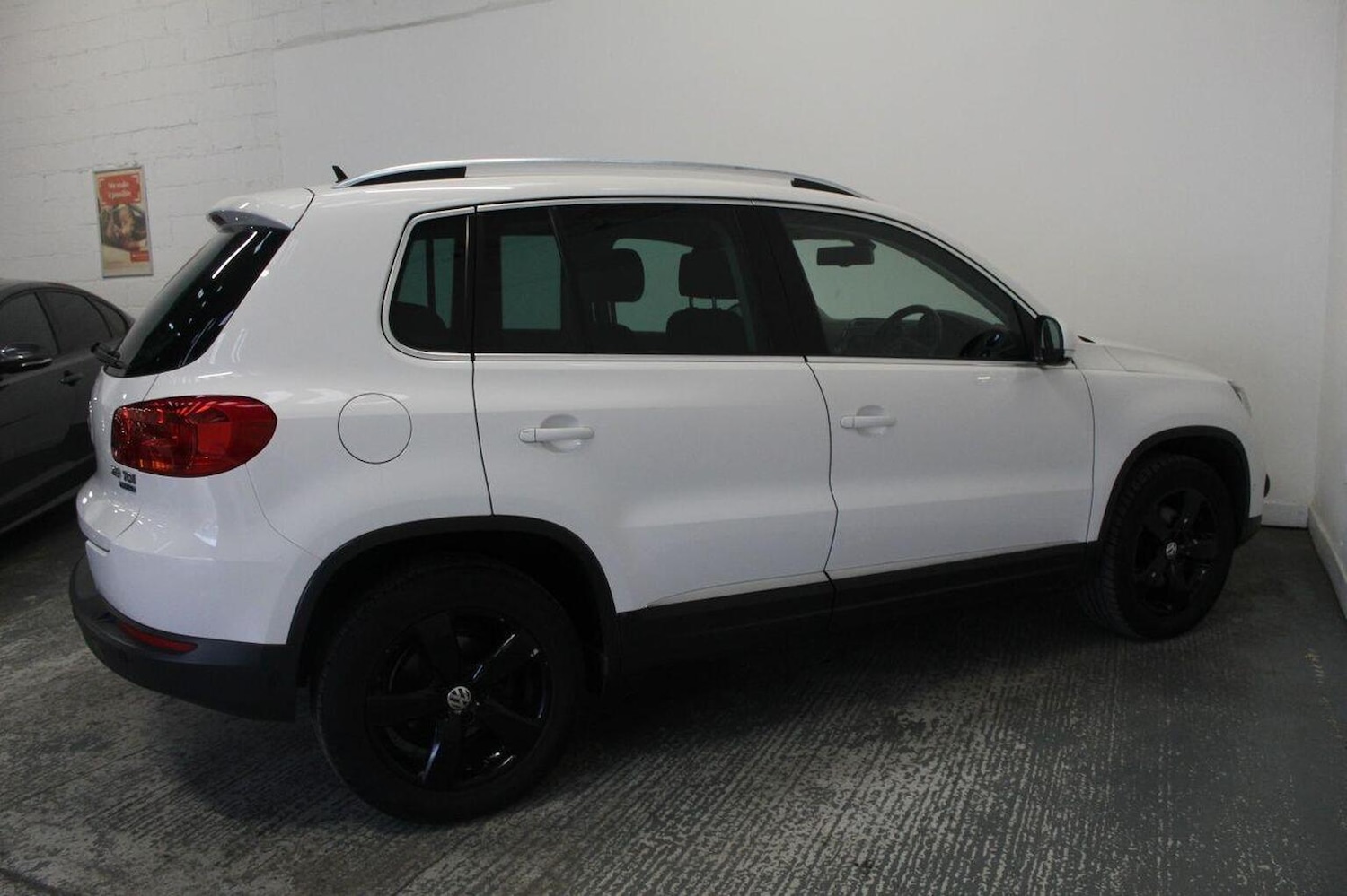 Used Volkswagen Tiguan 2012 for sale - 76098744: Photo 11