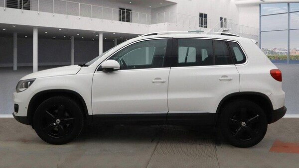 Used Volkswagen Tiguan 2012 for sale - 76098744: Photo 11