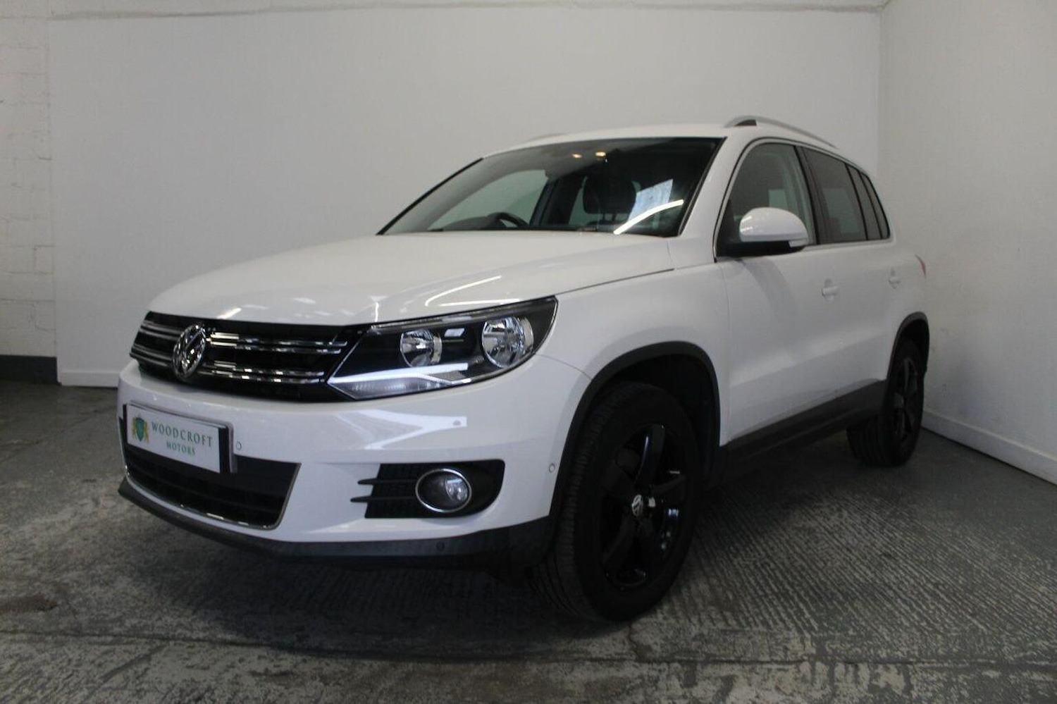 Used Volkswagen Tiguan 2012 for sale - 76098744: Photo 2