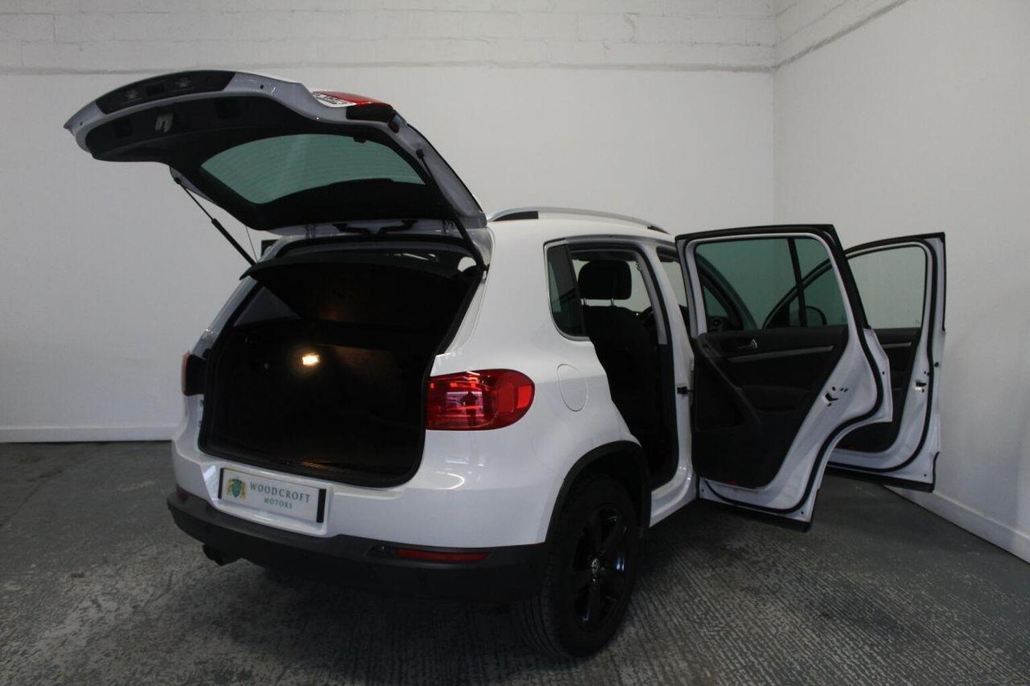 Used Volkswagen Tiguan 2012 for sale - 76098744: Photo 22