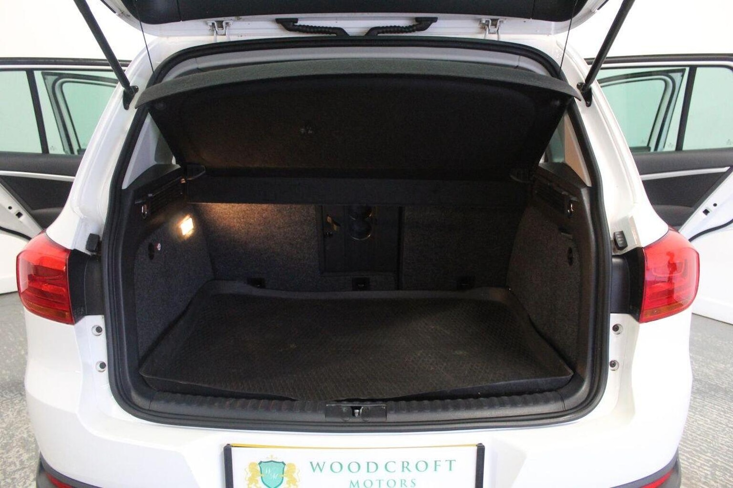 Used Volkswagen Tiguan 2012 for sale - 76098744: Photo 24