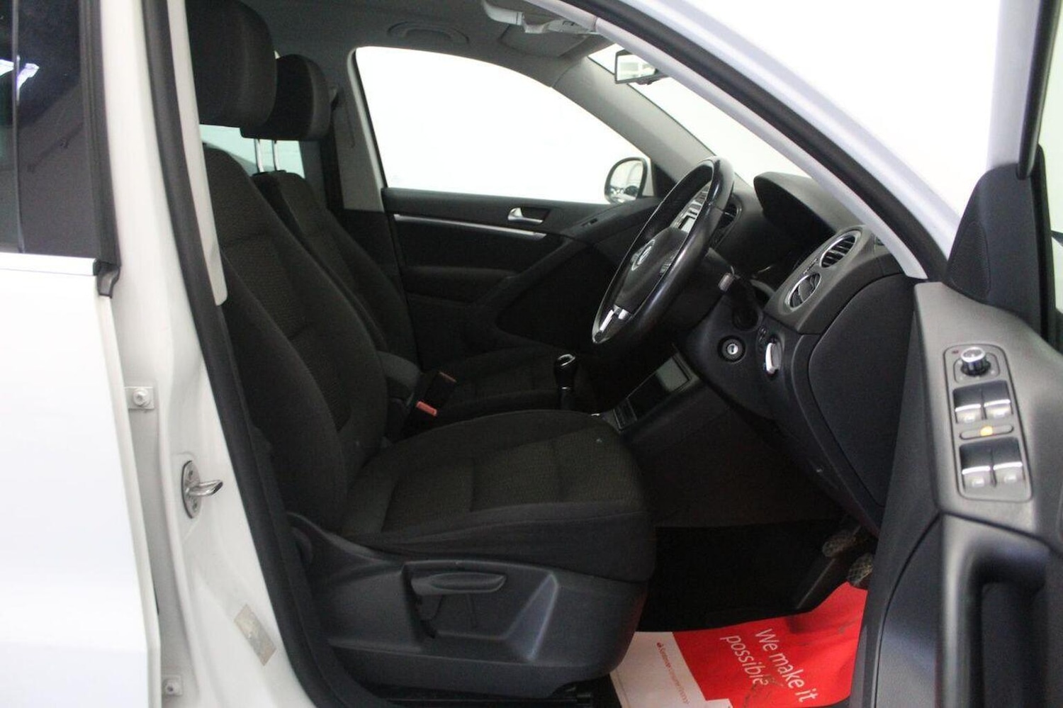 Used Volkswagen Tiguan 2012 for sale - 76098744: Photo 30