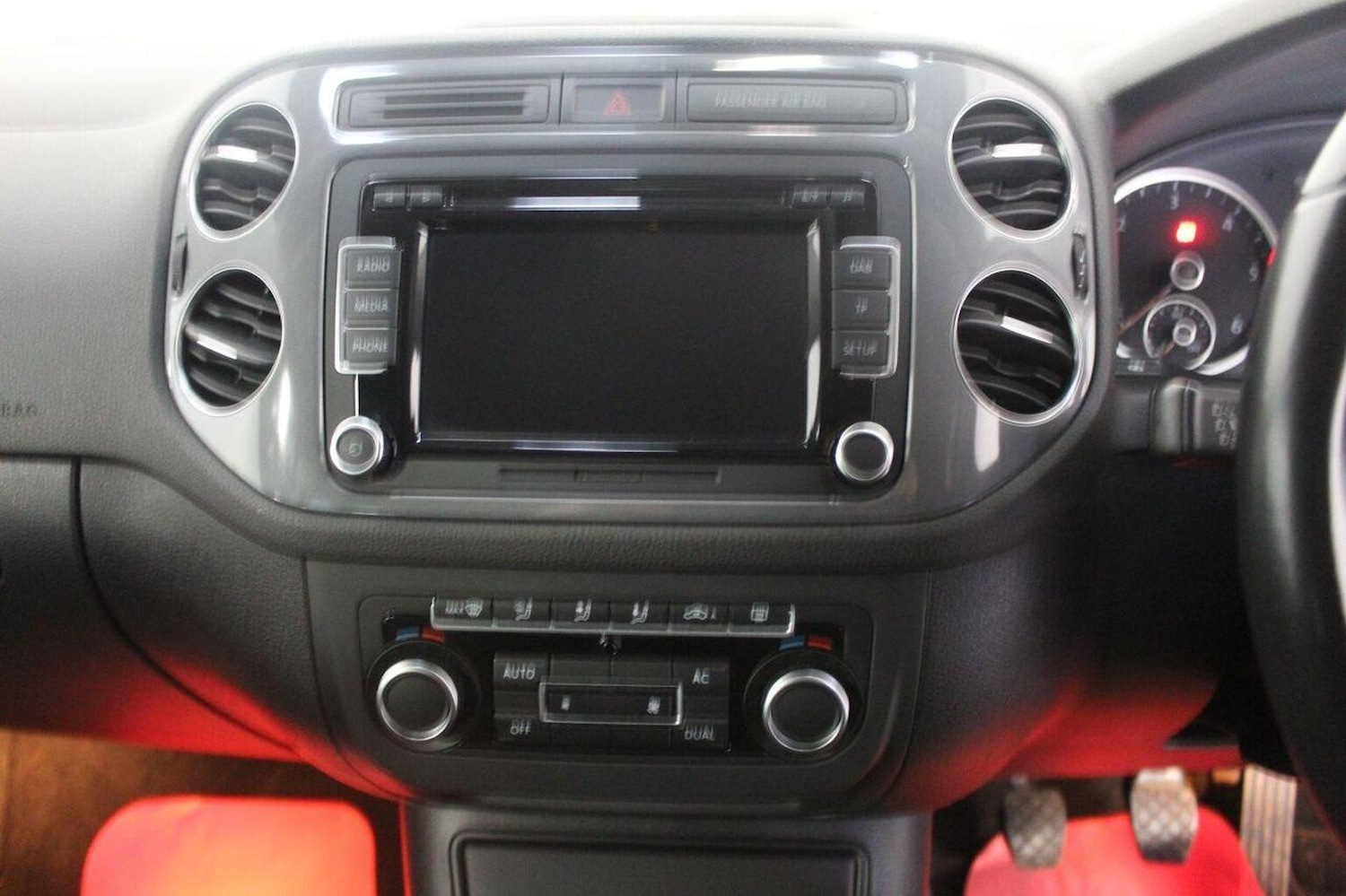 Used Volkswagen Tiguan 2012 for sale - 76098744: Photo 33