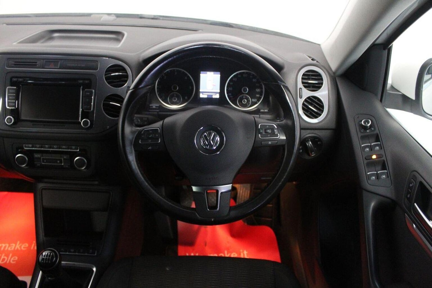 Used Volkswagen Tiguan 2012 for sale - 76098744: Photo 42