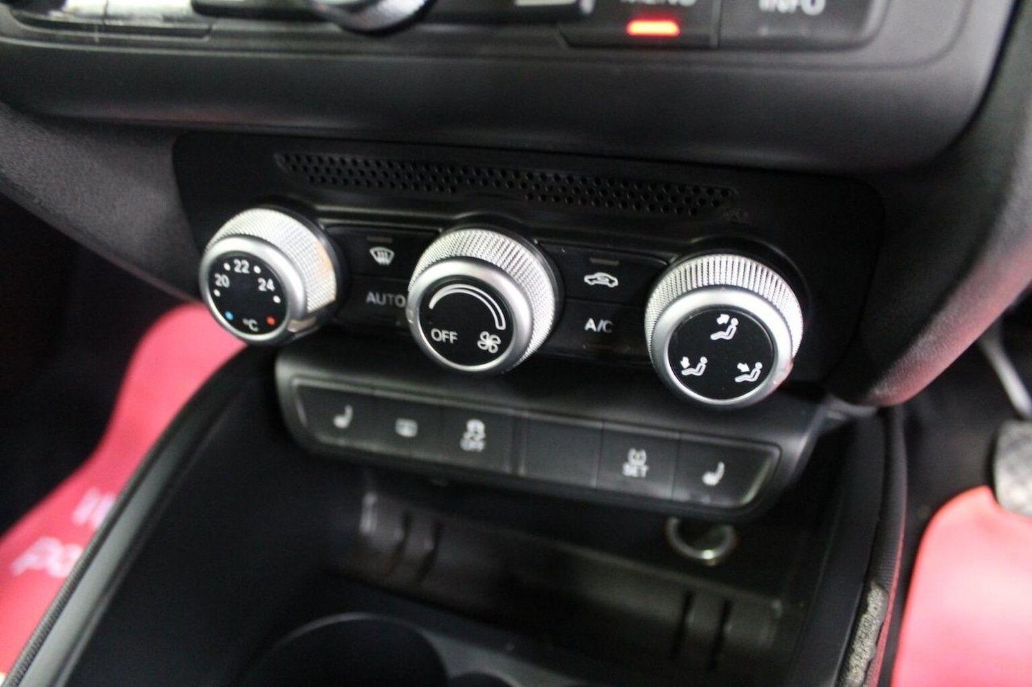 Used Audi A1 2014 for sale - 78038989: Photo 35