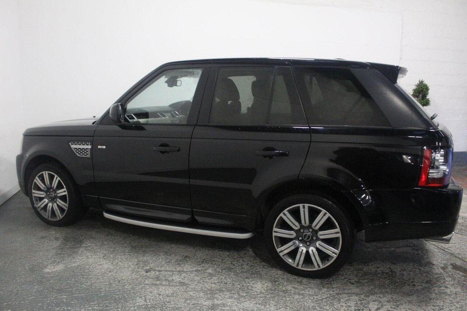 Used Land Rover Range Rover Sport 2012 for sale - 77590117: Photo 10