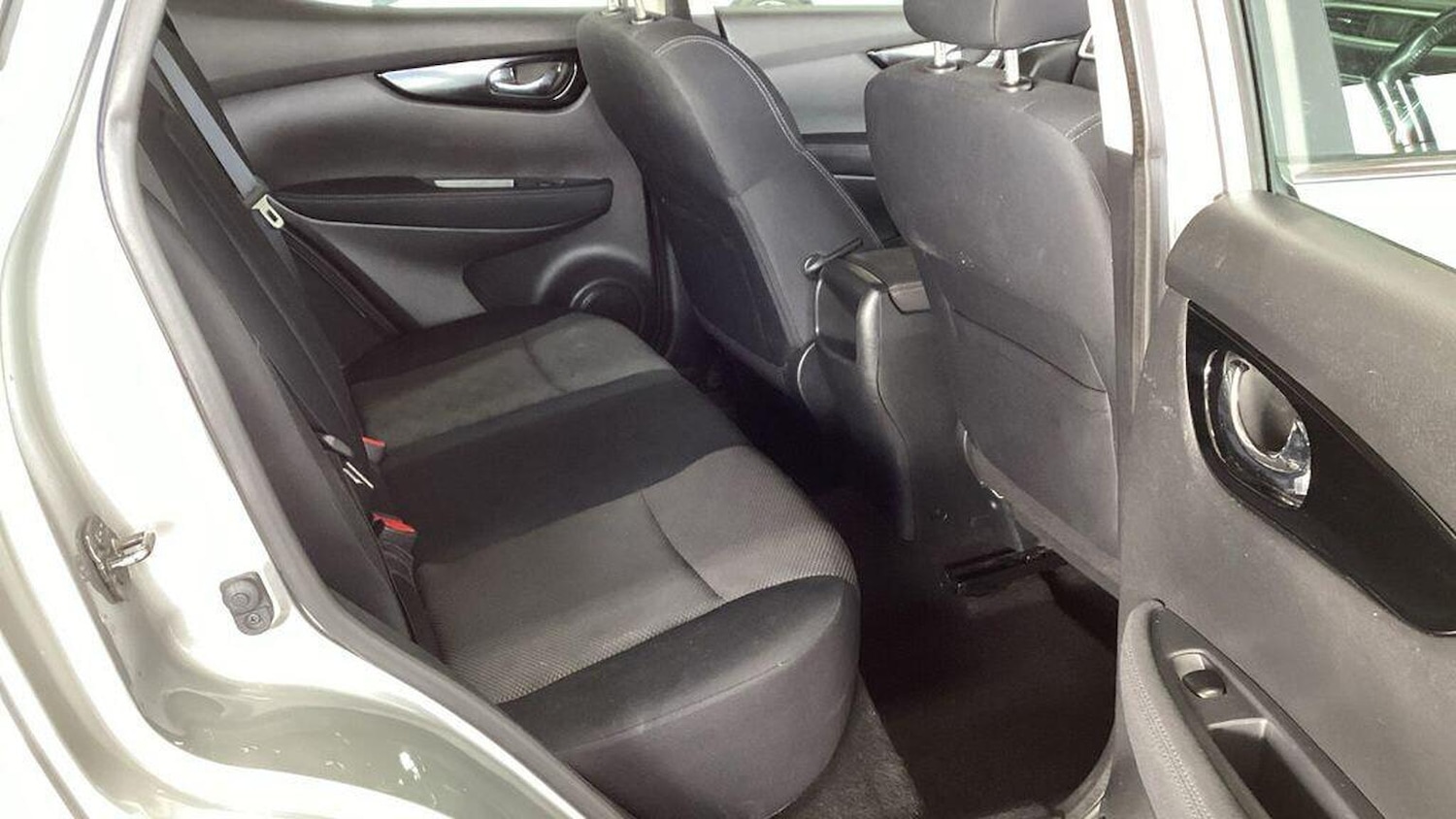 Used Nissan Qashqai 2015 for sale - 77938141: Photo 13