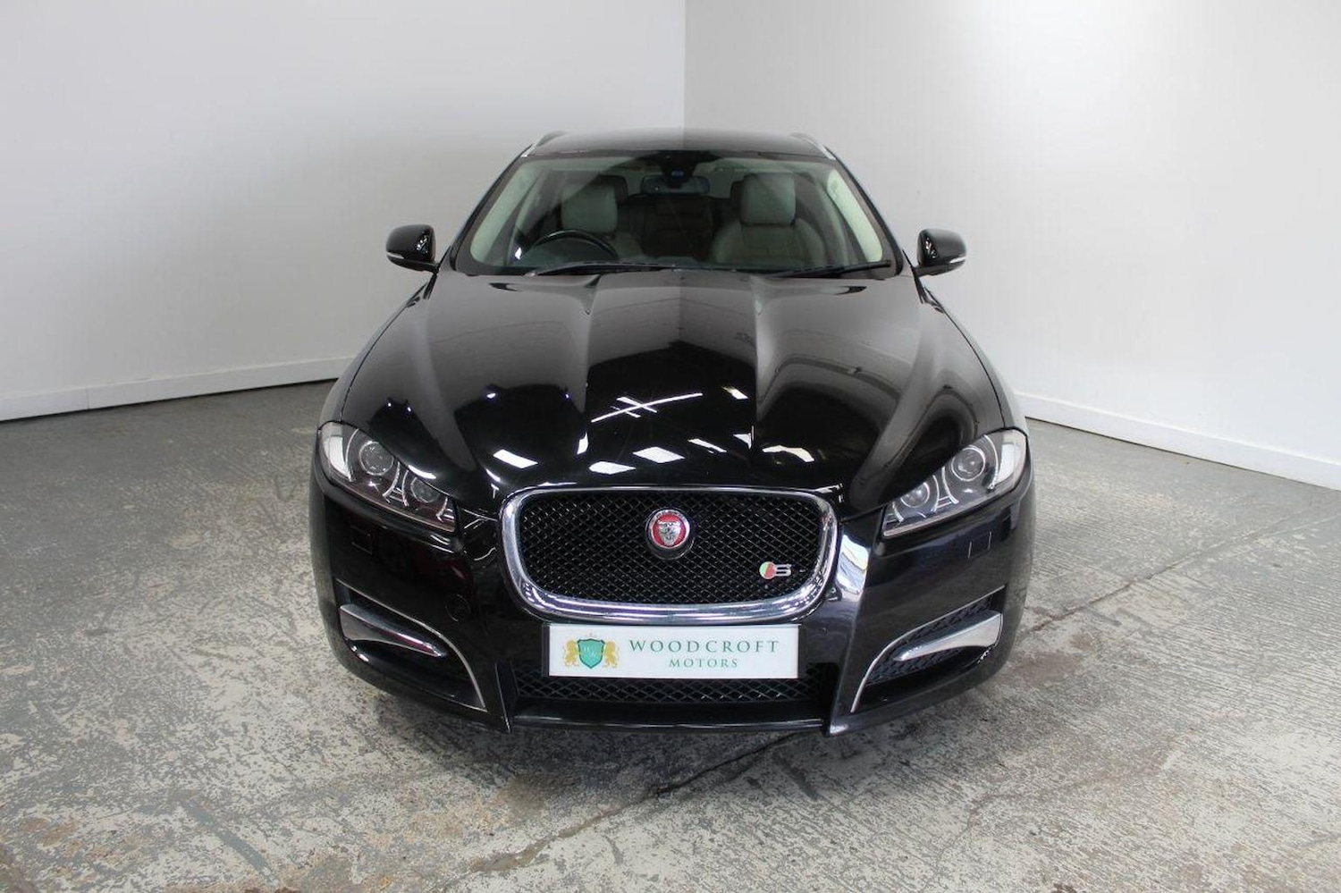 Used Jaguar XF 2013 for sale - 76186596: Photo 13