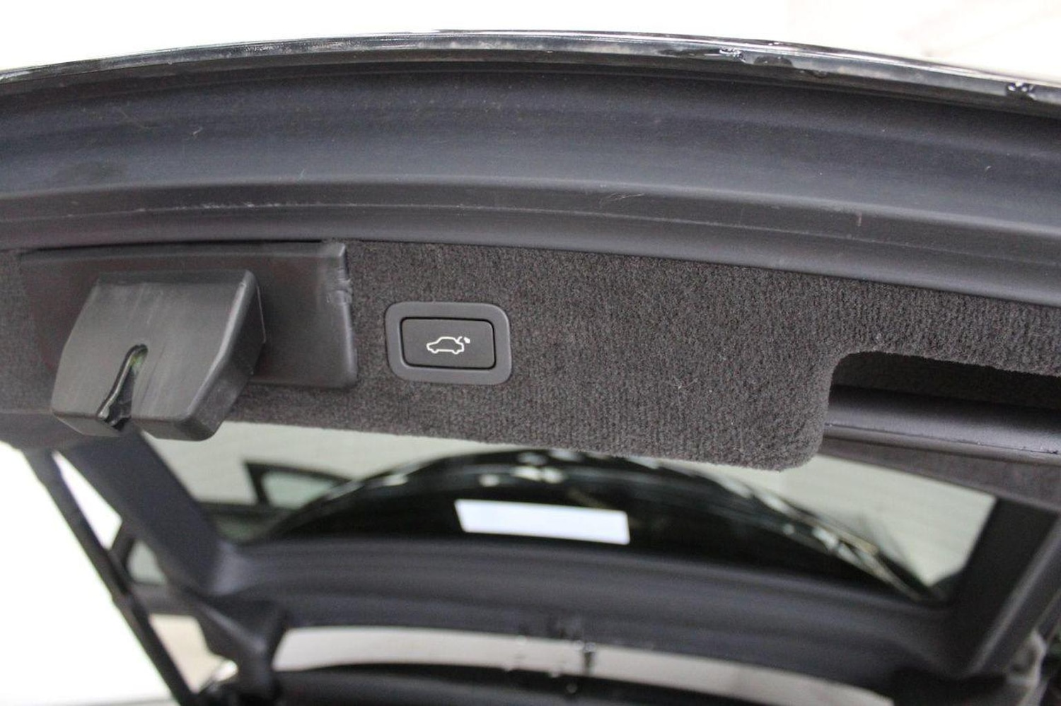 Used Jaguar XF 2013 for sale - 76186596: Photo 25