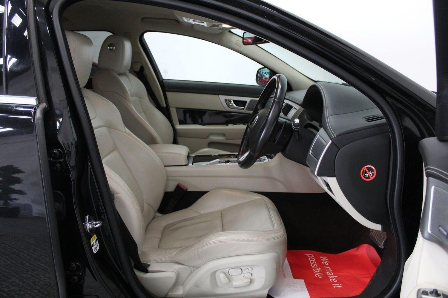 Used Jaguar XF 2013 for sale - 76186596: Photo 31