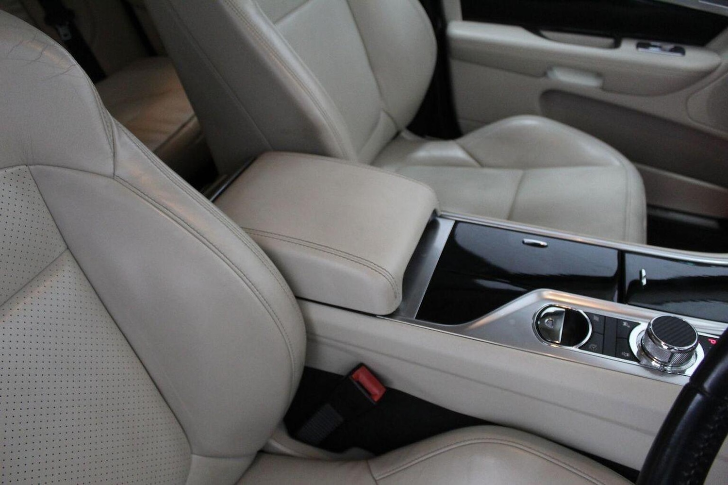 Used Jaguar XF 2013 for sale - 76186596: Photo 47