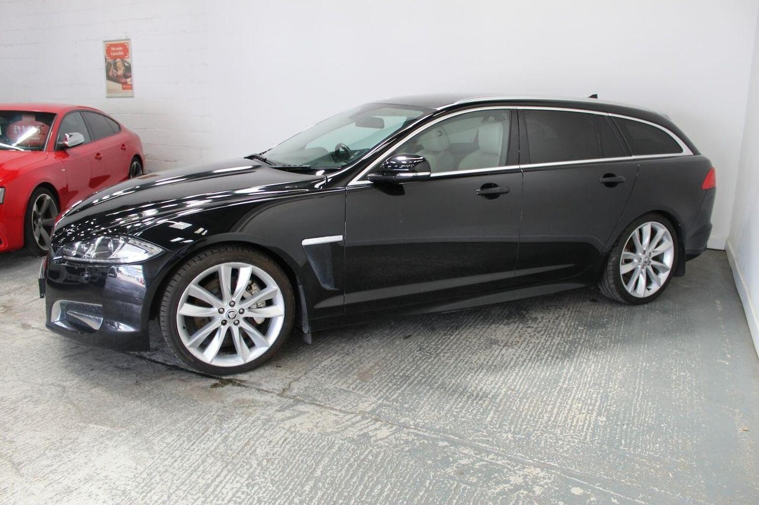 Used Jaguar XF 2013 for sale - 76186596: Photo 5