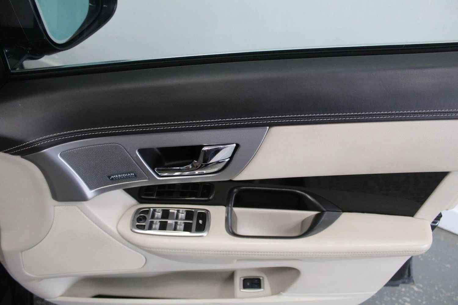 Used Jaguar XF 2013 for sale - 76186596: Photo 52