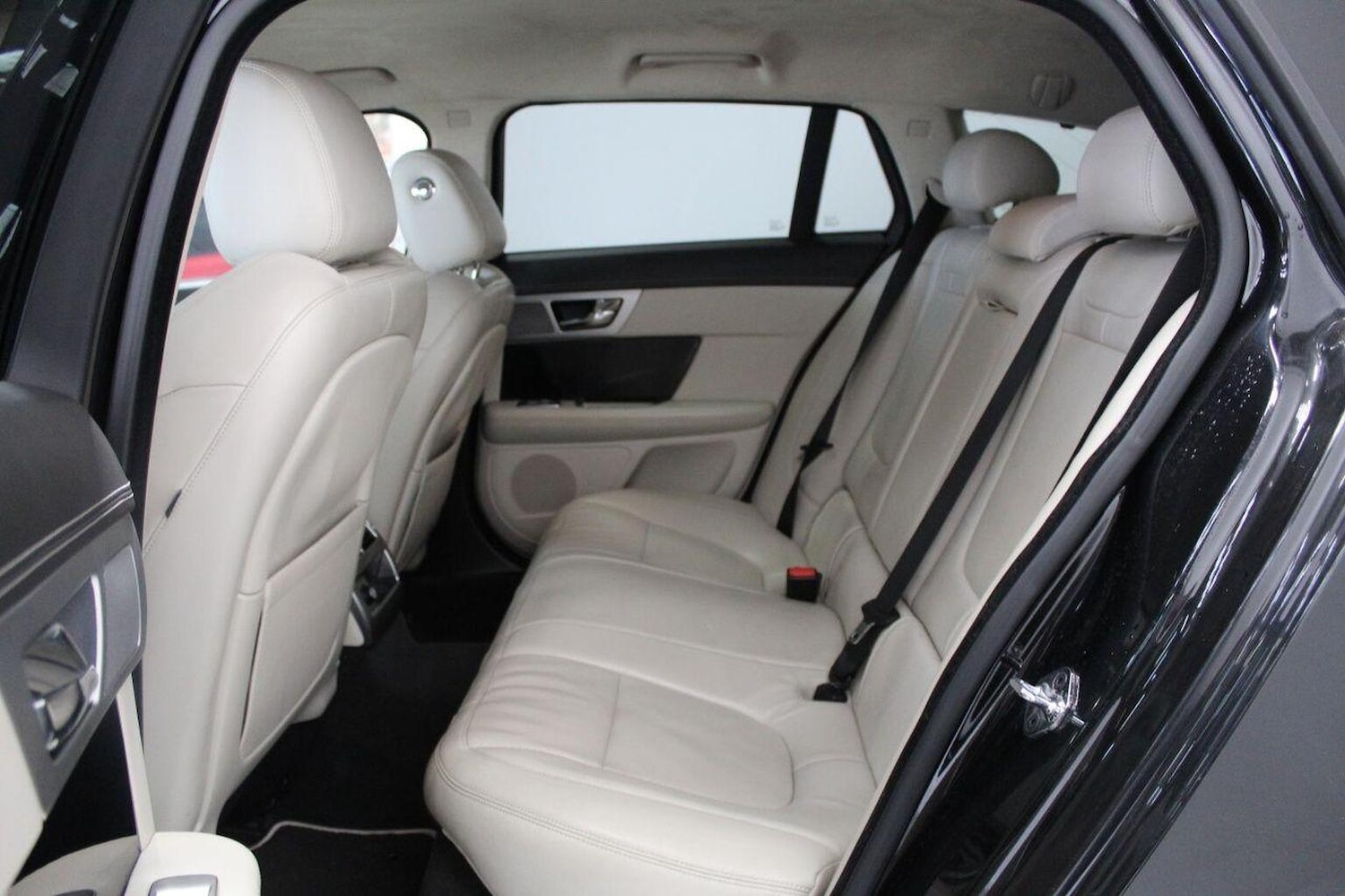 Used Jaguar XF 2013 for sale - 76186596: Photo 56