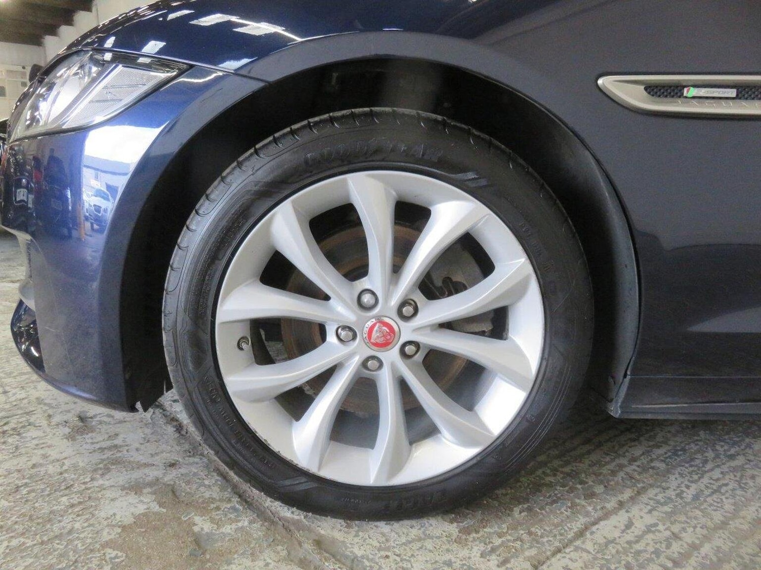Used Jaguar XF 2017 for sale - 76082757: Photo 56