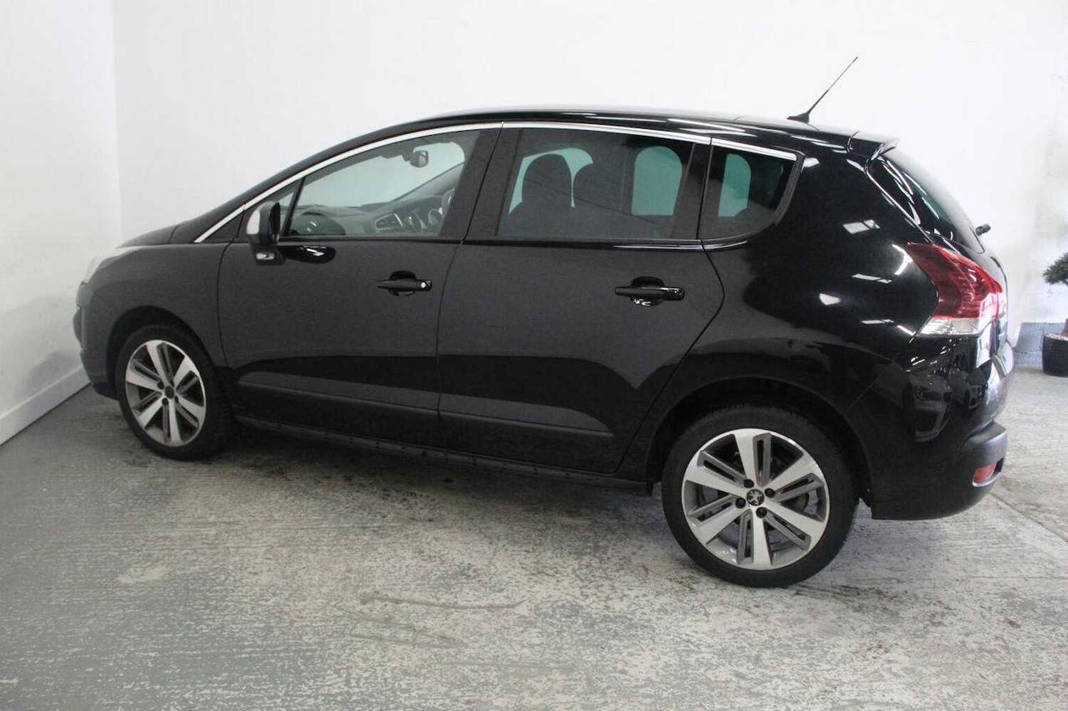 Used Peugeot 3008 2015 for sale - 77937786: Photo 10