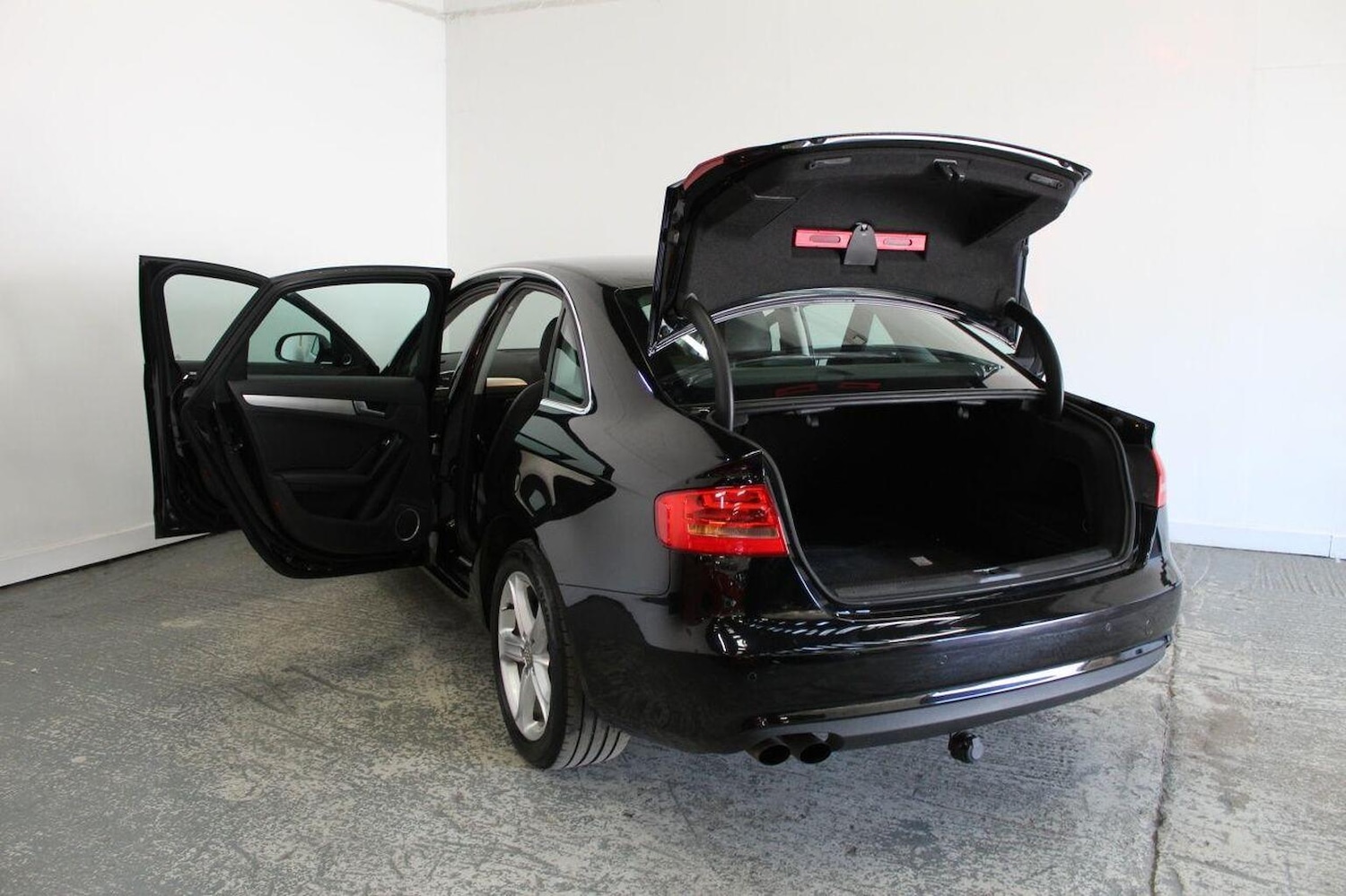 Used Audi A4 2013 for sale - 76793857: Photo 20