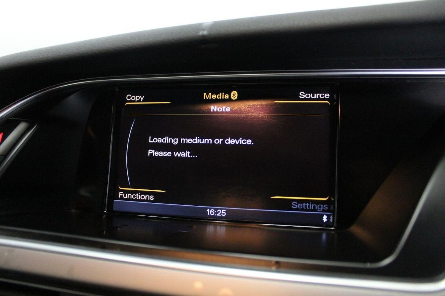 Used Audi A4 2013 for sale - 76793857: Photo 37