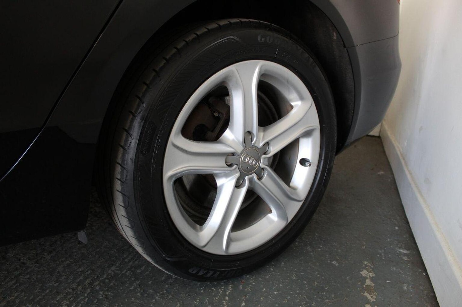 Used Audi A4 2013 for sale - 76793857: Photo 60