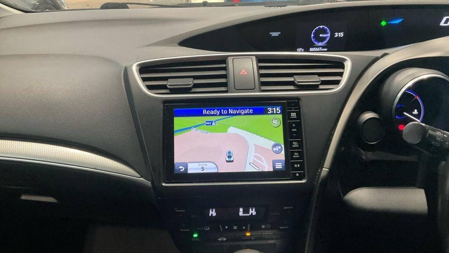 Used Honda Civic 2015 for sale - 77896140: Photo 16