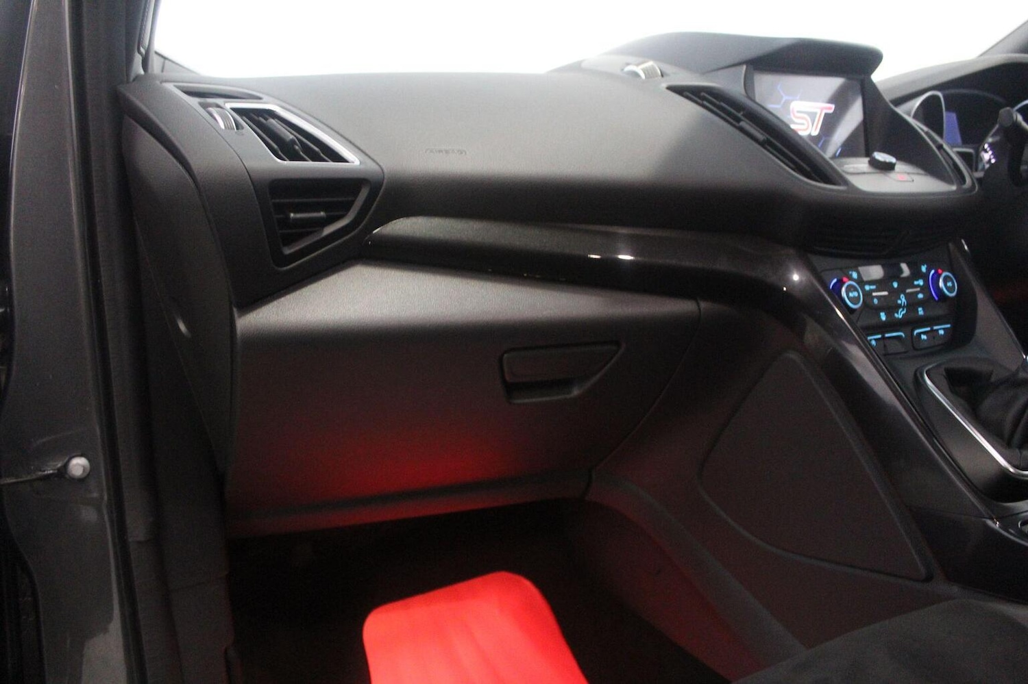 Used Ford Kuga 2017 for sale - 77314123: Photo 30