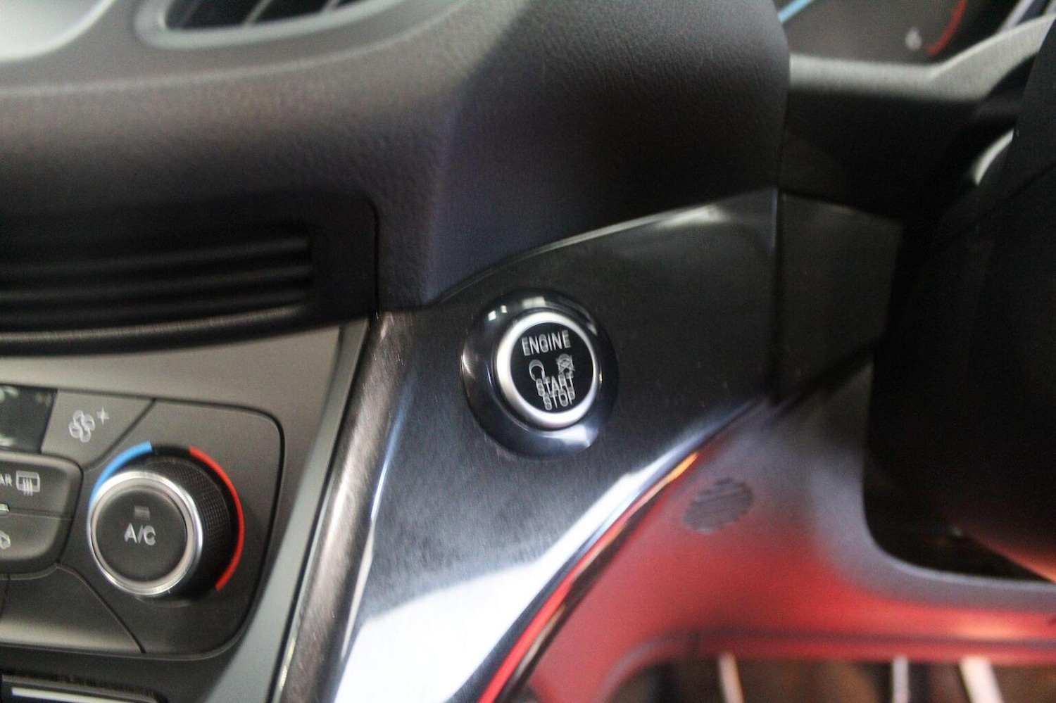 Used Ford Kuga 2017 for sale - 77314123: Photo 49