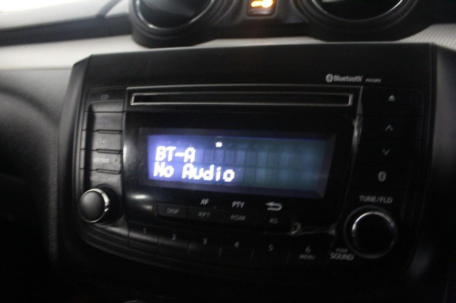 Used Suzuki Swift 2017 for sale - 76380324: Photo 33