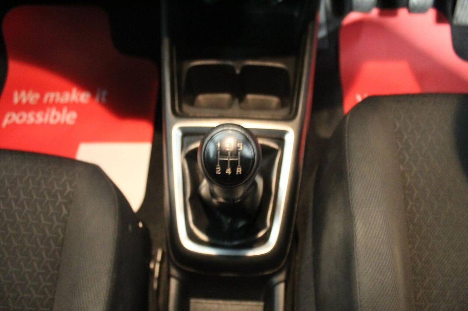 Used Suzuki Swift 2017 for sale - 76380324: Photo 37