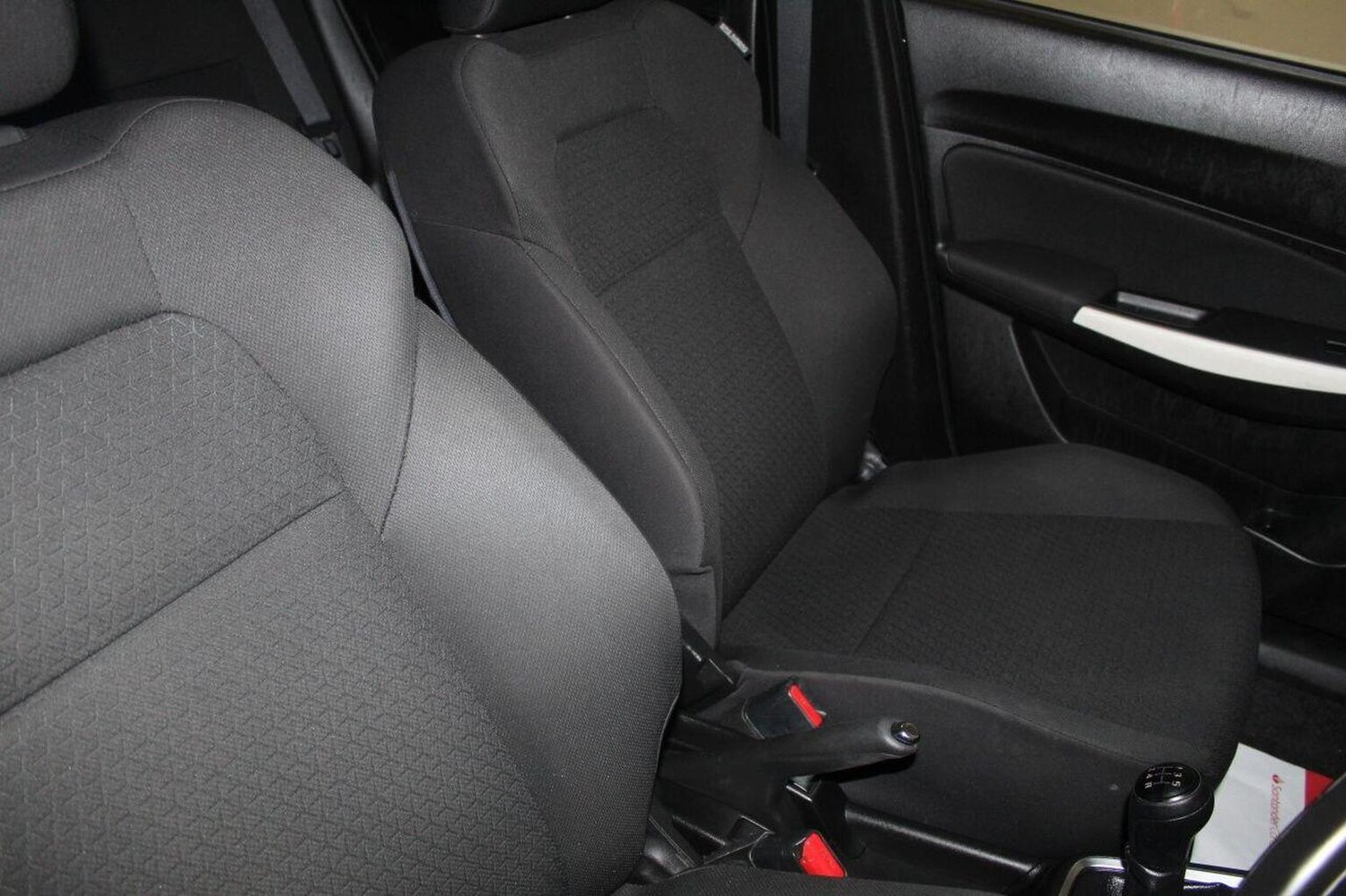 Used Suzuki Swift 2017 for sale - 76380324: Photo 38