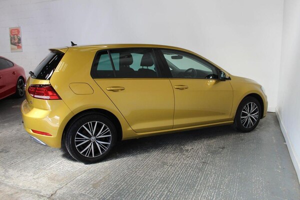 Used Volkswagen Golf 2017 for sale - 75043663: Photo 11
