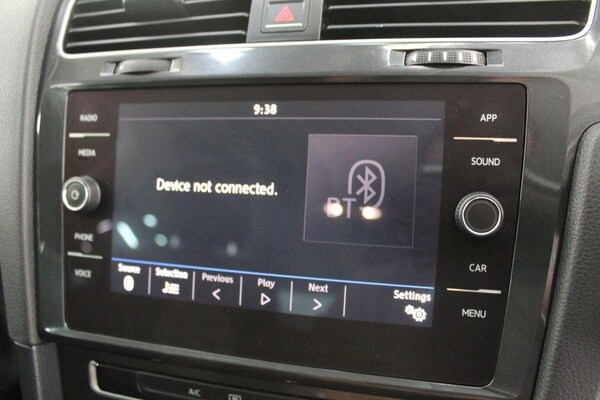 Used Volkswagen Golf 2017 for sale - 75043663: Photo 37