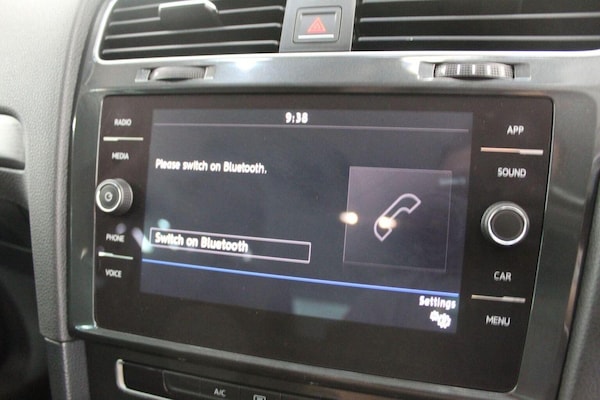 Used Volkswagen Golf 2017 for sale - 75043663: Photo 39