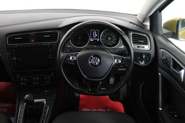 Used Volkswagen Golf 2017 for sale - 75043663: Photo 44