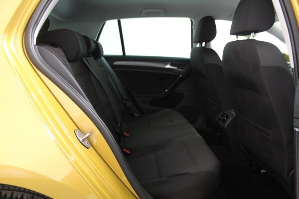 Used Volkswagen Golf 2017 for sale - 75043663: Photo 53