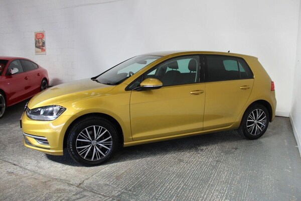 Used Volkswagen Golf 2017 for sale - 75043663: Photo 5
