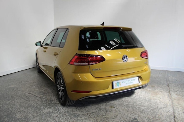 Used Volkswagen Golf 2017 for sale - 75043663: Photo 7