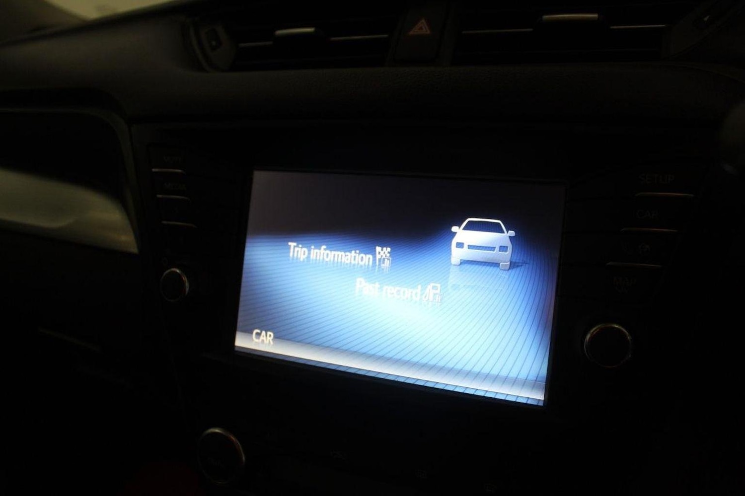 Used Toyota Avensis 2016 for sale - 76098792: Photo 39