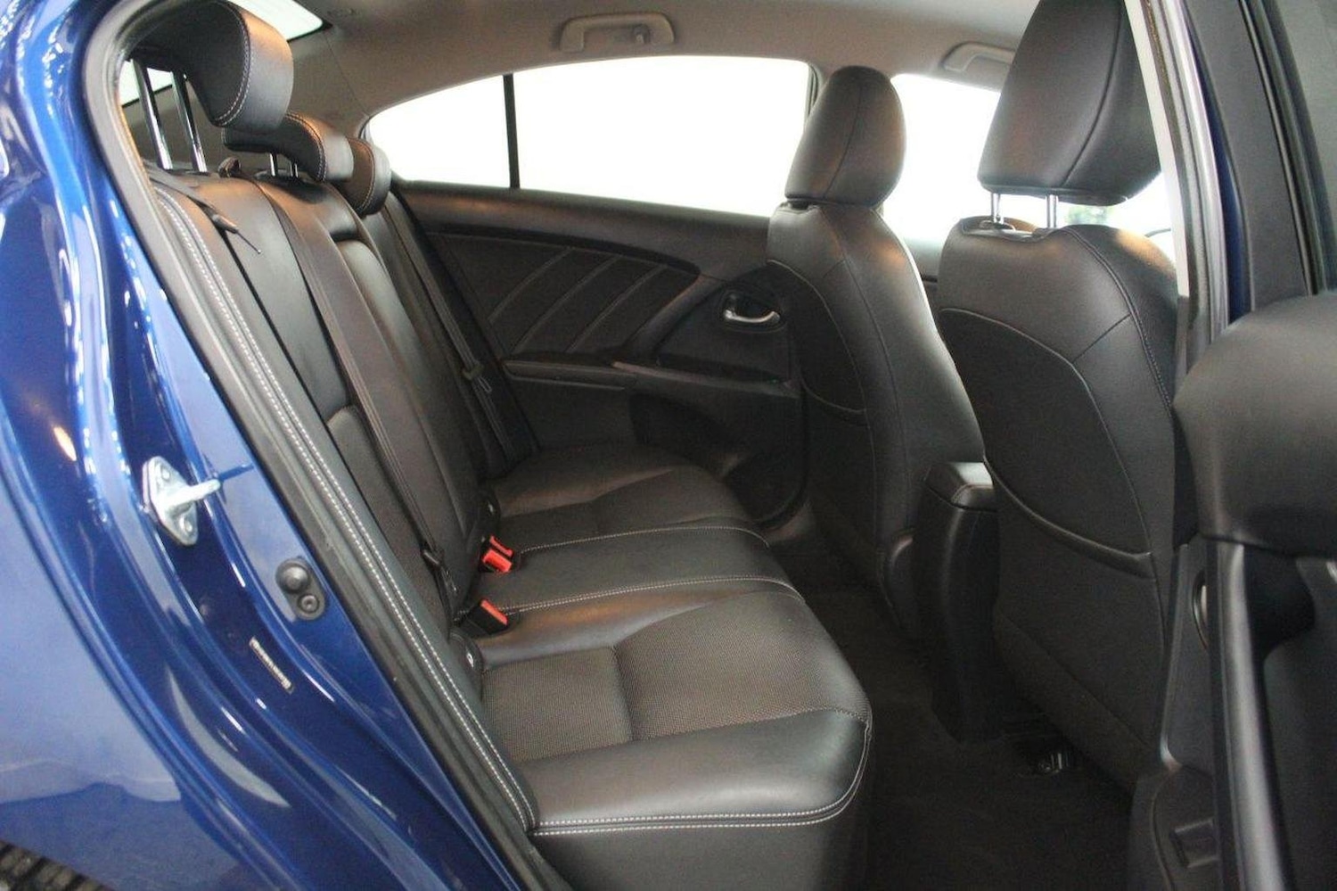Used Toyota Avensis 2016 for sale - 76098792: Photo 53