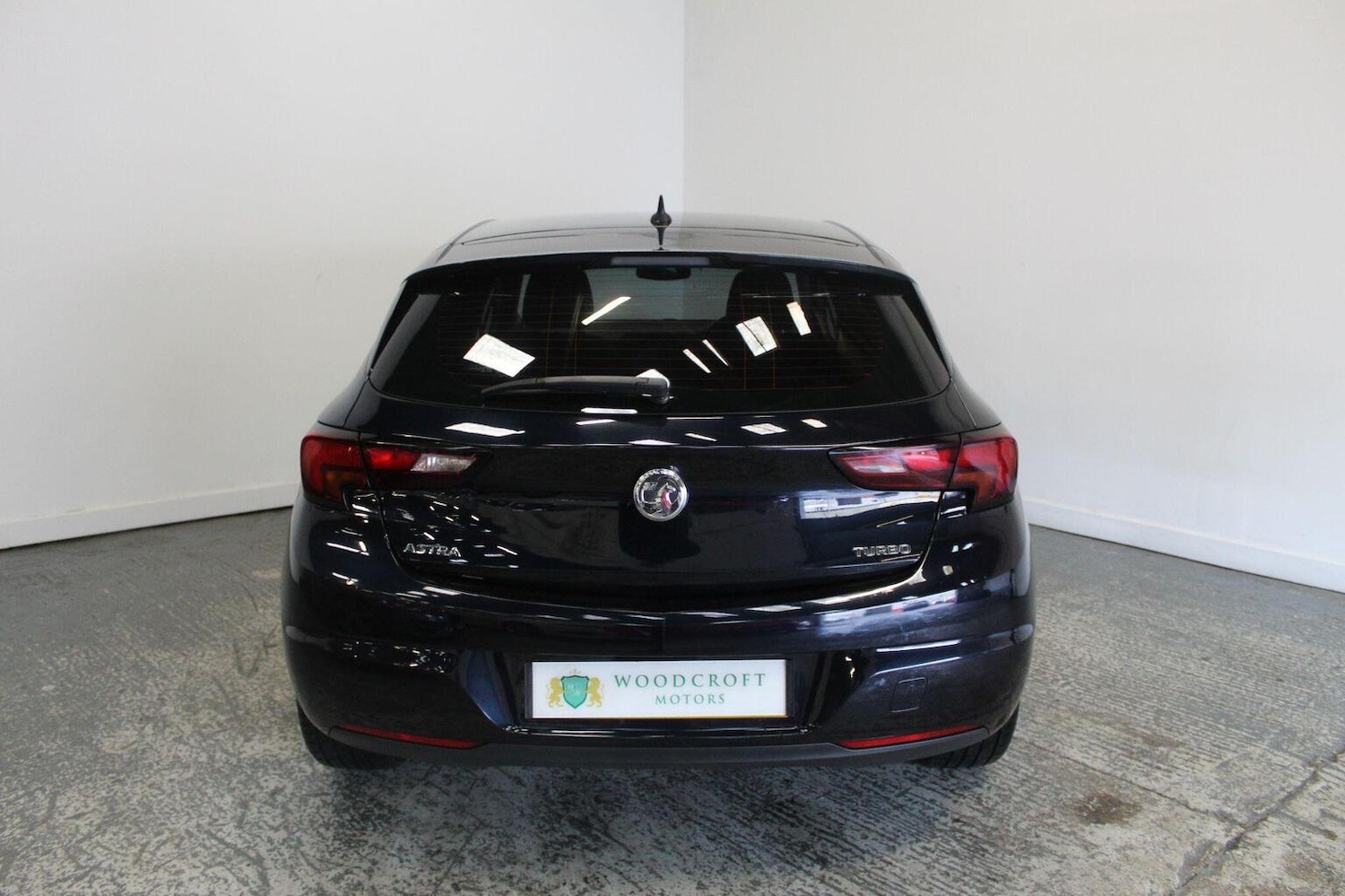 Used Vauxhall Astra 2018 for sale - 76769672: Photo 14