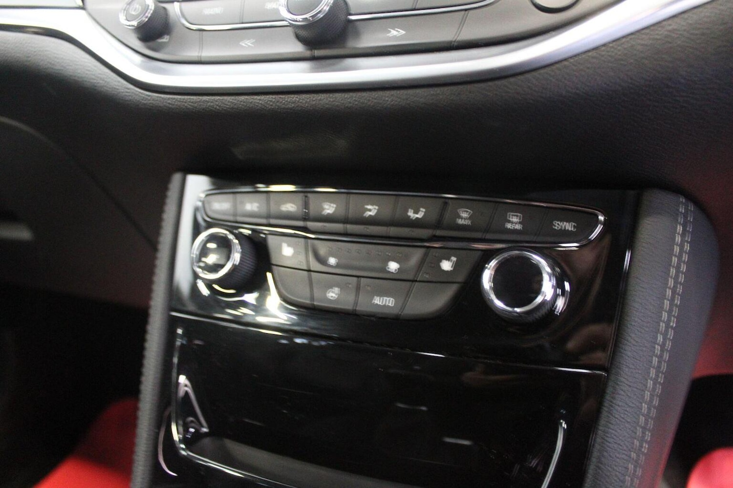 Used Vauxhall Astra 2018 for sale - 76769672: Photo 37