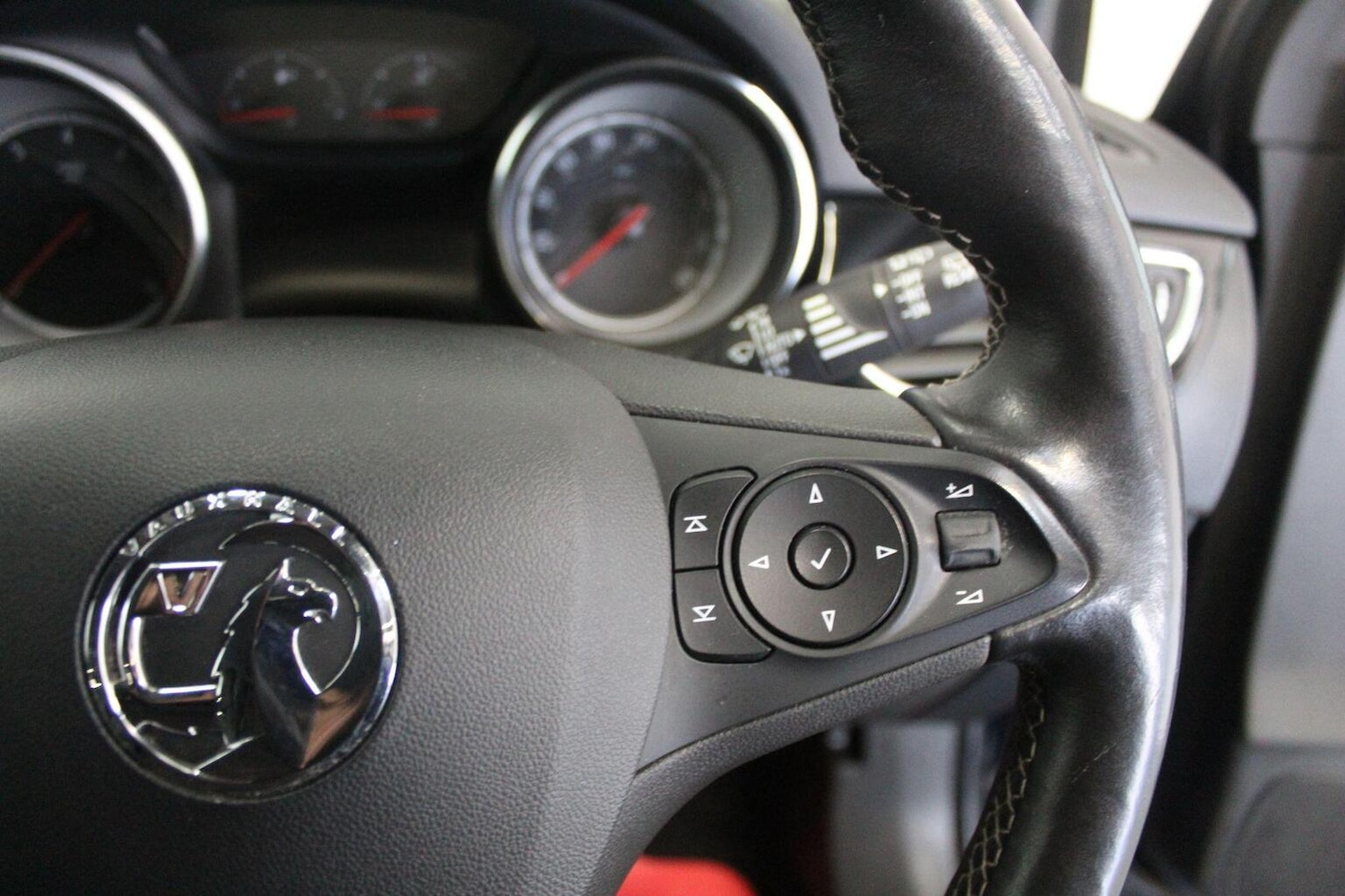 Used Vauxhall Astra 2018 for sale - 76769672: Photo 42