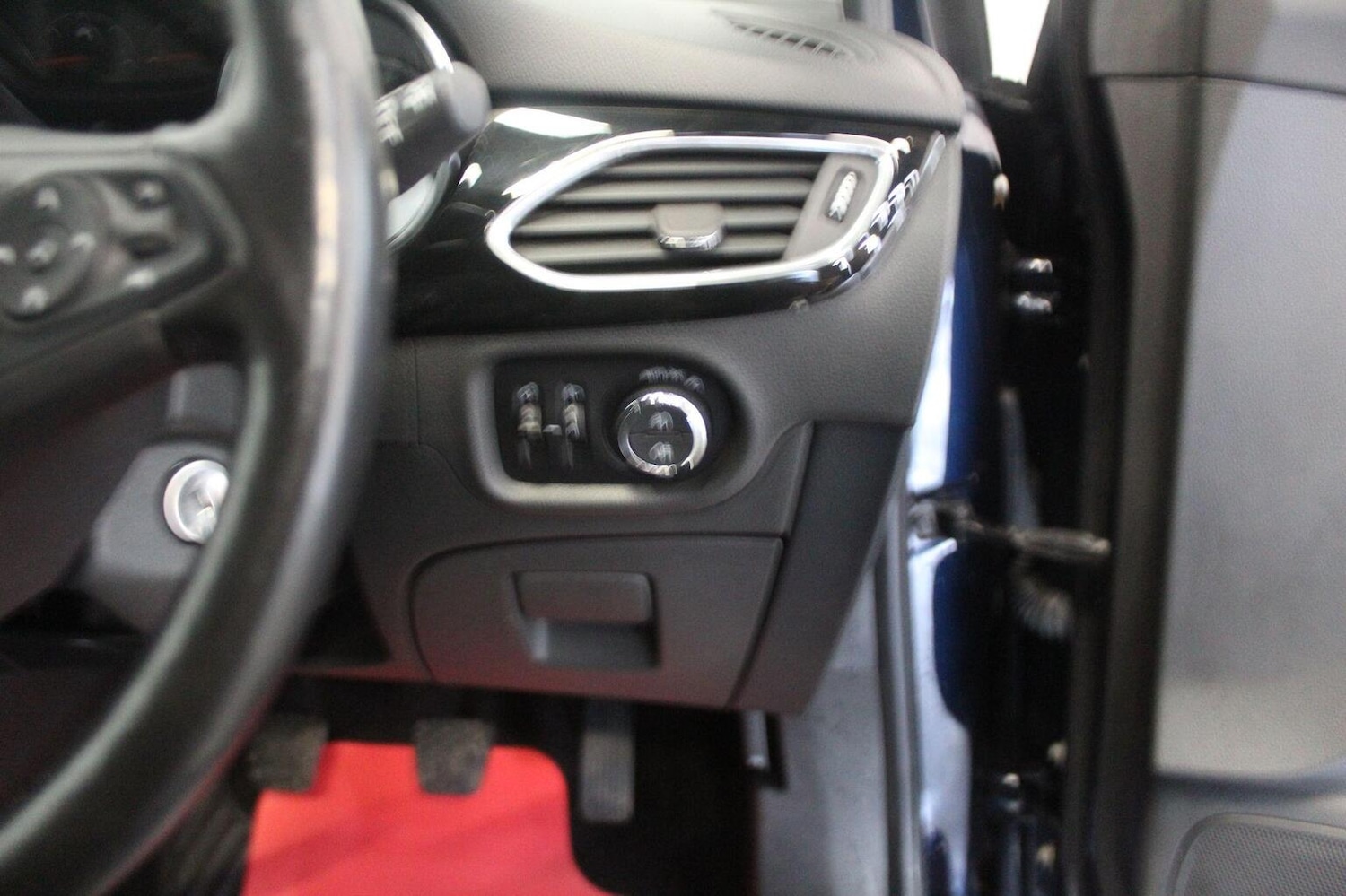 Used Vauxhall Astra 2018 for sale - 76769672: Photo 43